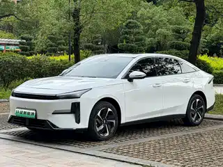 Geely Galaxy L6 2025