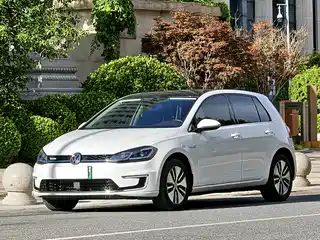Volkswagen Golf Electric 2019