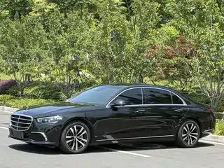 Mercedes-Benz S-Class 2022
