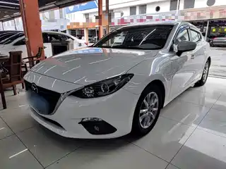 Mazda Mazda3 Axela 2015