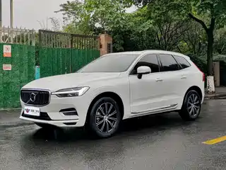 Volvo XC60 2021