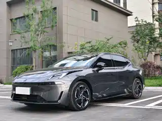Lynk & Co 07 EM-P 2024