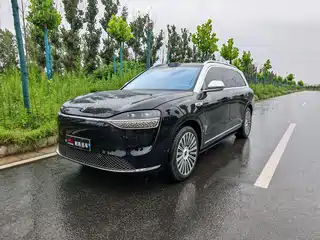 AITO Wenjie M9 2025