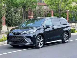 Toyota Granvia 2024