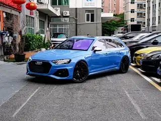 Audi Audi RS 4 2021