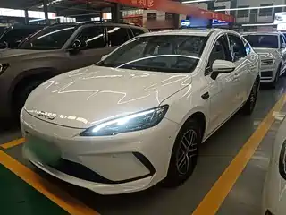 BYD Hai Bao 05 DM-i 2025