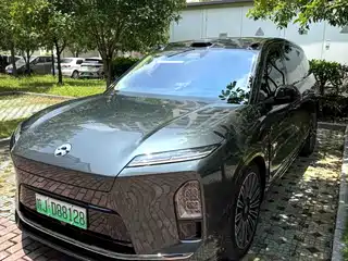 NIO NIO ES8 2025