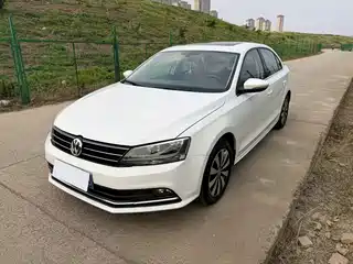 Volkswagen Sagitar 2017