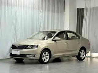 Škoda Rapid 2015