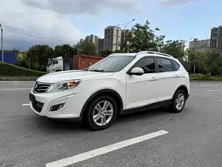 GAC Trumpchi GS5 2014