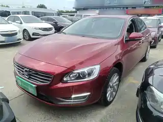 Volvo S60 2015