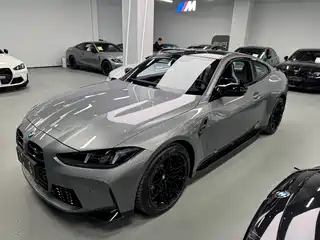 BMW BMW M4 2024