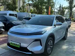 Geely Galaxy Starship 7 EM-i 2025