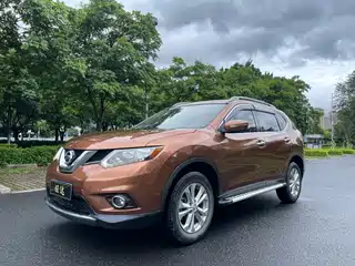 Nissan X-Trail 2015