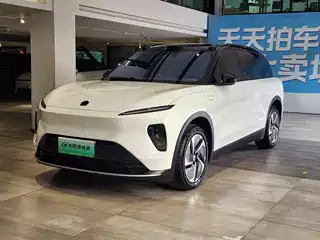 NIO ES8 2023