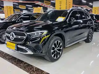 Mercedes-Benz GLC 2023