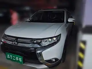 Mitsubishi Outlander 2017
