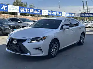 Lexus ES 2017