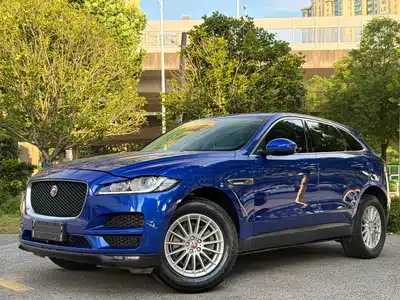 Jaguar F-PACE 2019