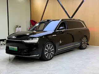 AITO Wenjie M9 2025