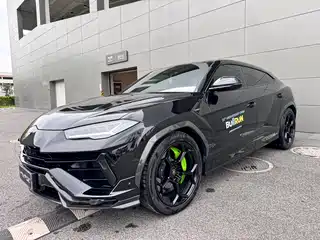 Lamborghini Urus 2023