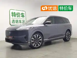 Dongfeng Yipai eπ008 2025