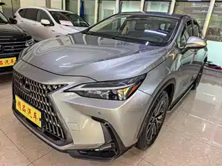 Lexus NX 2023