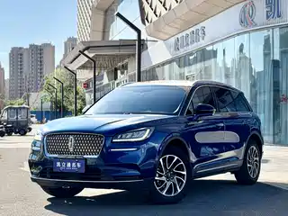 Lincoln Adventurer 2021