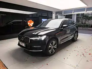 Volvo XC60 Plug-in Hybrid 2021