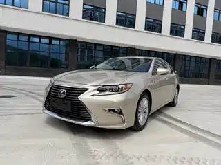 Lexus ES 2015