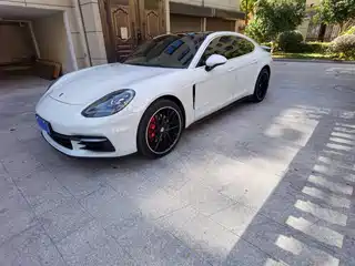 Porsche Panamera 2016