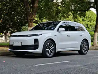 Li Auto L6 2024