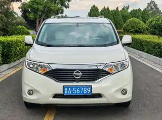 Nissan Quest 2015