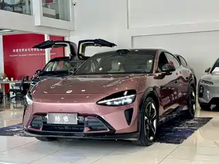 Xiaomi Auto YU7 2025