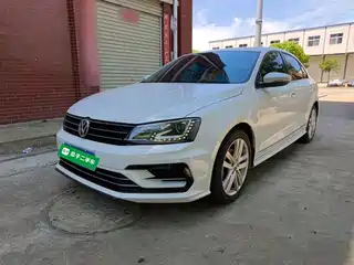 Volkswagen Sagitar 2017