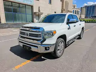 Toyota Tundra 2015