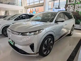 Dongfeng Yipai eπ008 2024