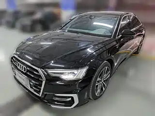 Audi A6L 2022