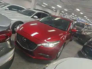 Mazda Mazda3 Axela 2018