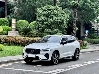Volvo XC60 Plug-in Hybrid 2022