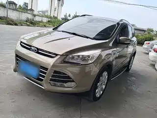 Ford Kuga 2015
