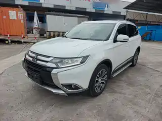 Mitsubishi Outlander 2018