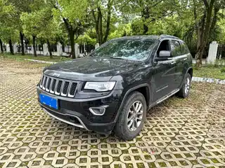 Jeep Grand Cherokee (Import) 2016