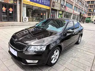 Škoda Octavia 2014