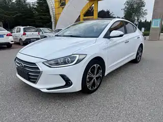 Hyundai Elantra 2019