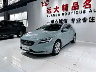 Volvo V40 2018
