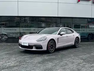 Porsche Panamera 2020