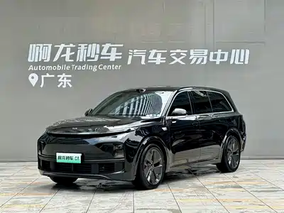 Li Auto Li Xiang L9 2025