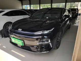 Geely Galaxy Xingyao 8 2025