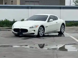 Maserati GranTurismo 2010